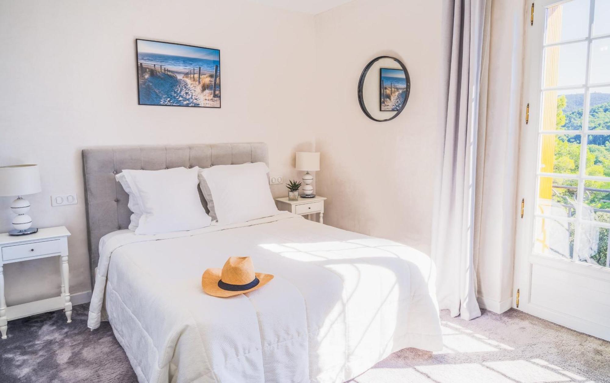 La Bastide De Tourtour Hotel & Spa ภายนอก รูปภาพ