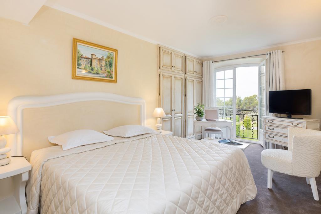 La Bastide De Tourtour Hotel & Spa ภายนอก รูปภาพ