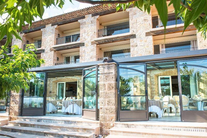 La Bastide De Tourtour Hotel & Spa ภายนอก รูปภาพ