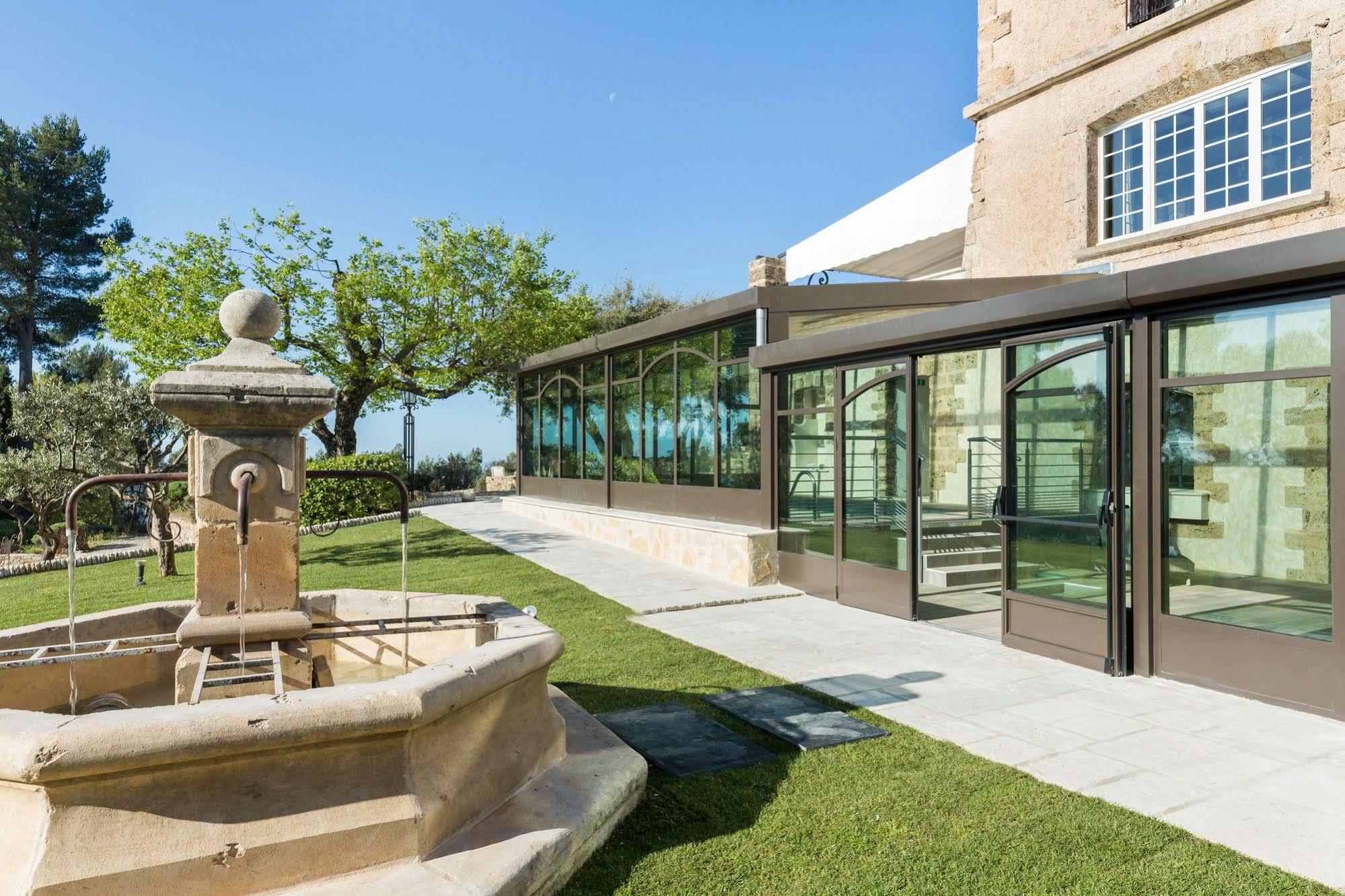 La Bastide De Tourtour Hotel & Spa ภายนอก รูปภาพ