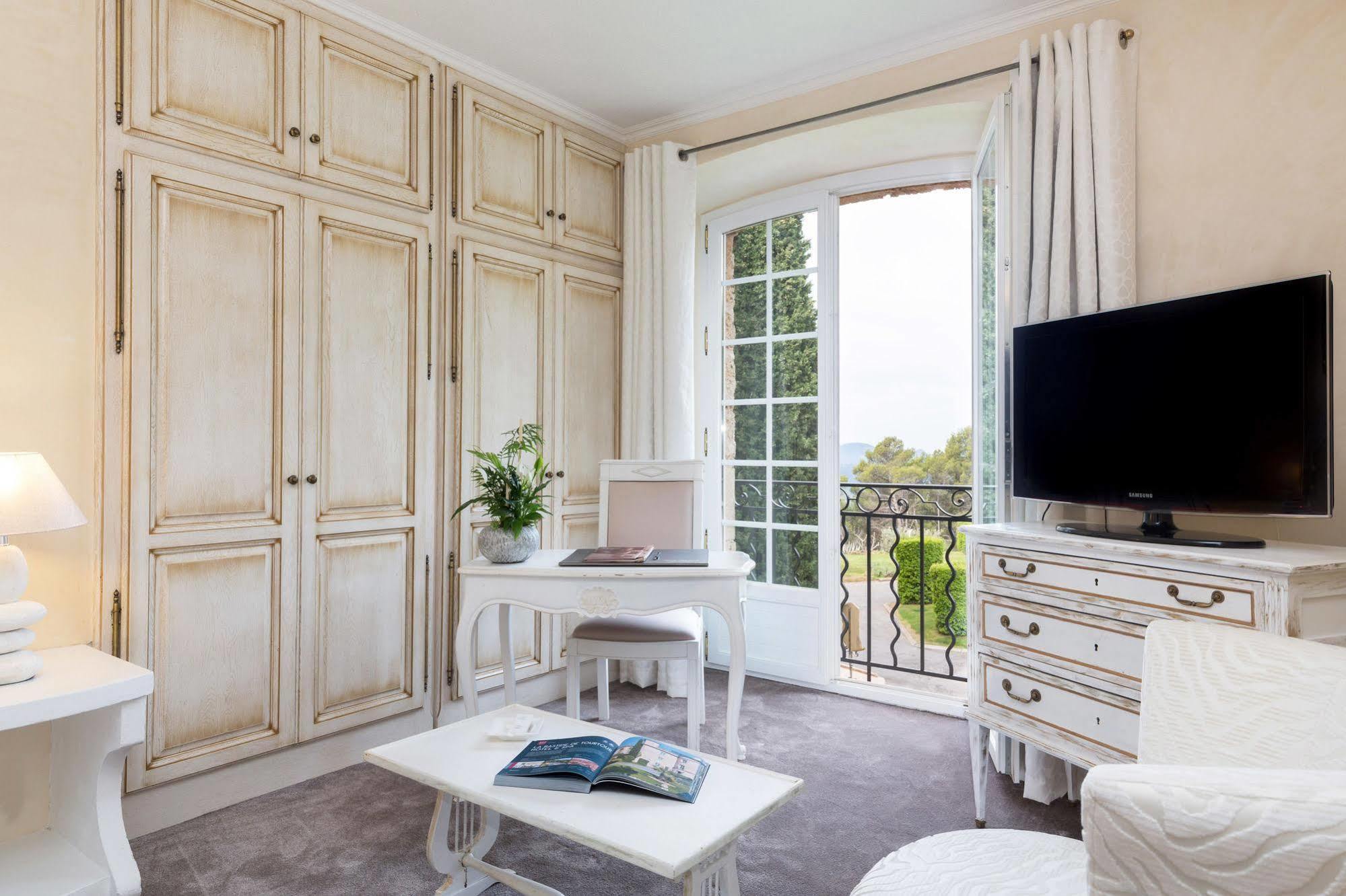 La Bastide De Tourtour Hotel & Spa ภายนอก รูปภาพ